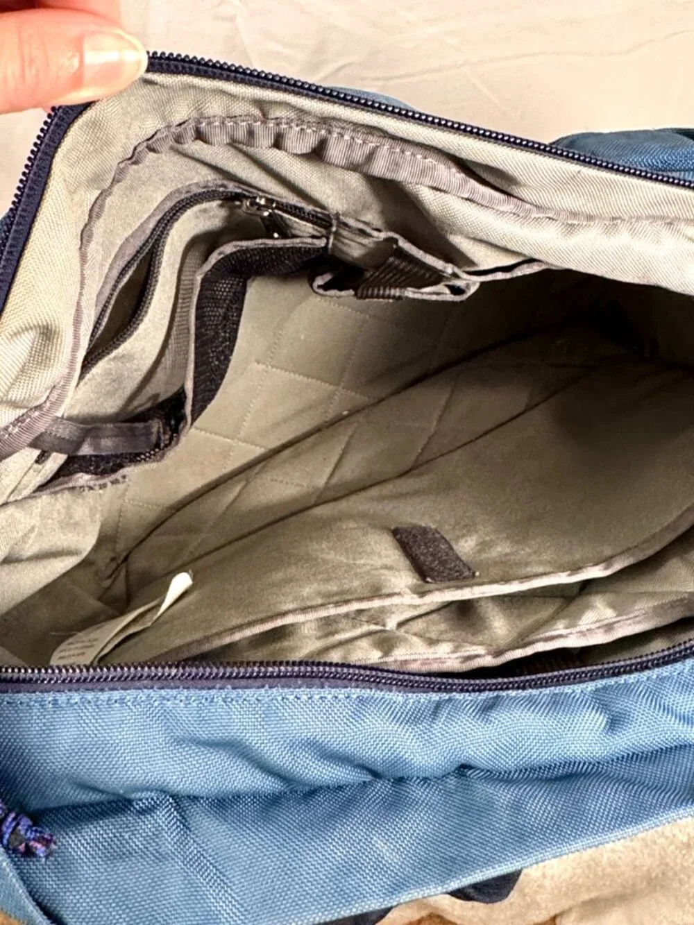 Patagonia zip top